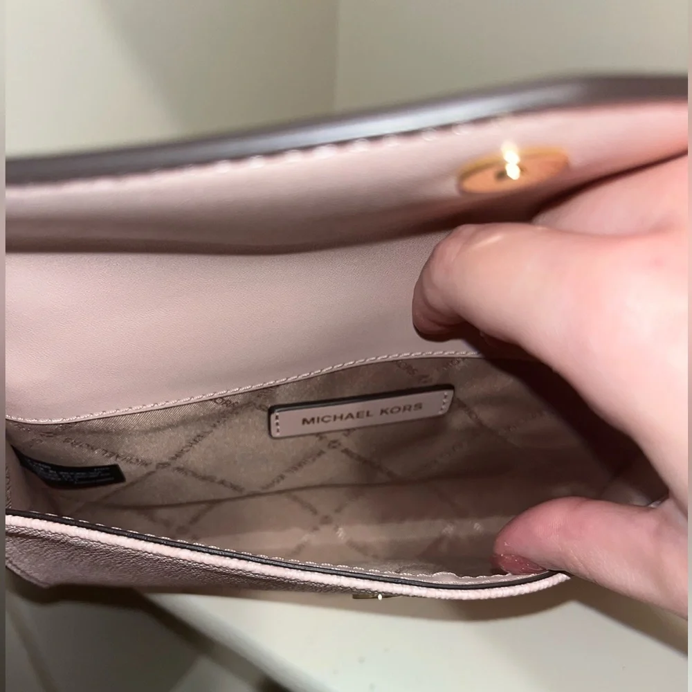 Michael Kors Pink Bag - Picture 4 of 5